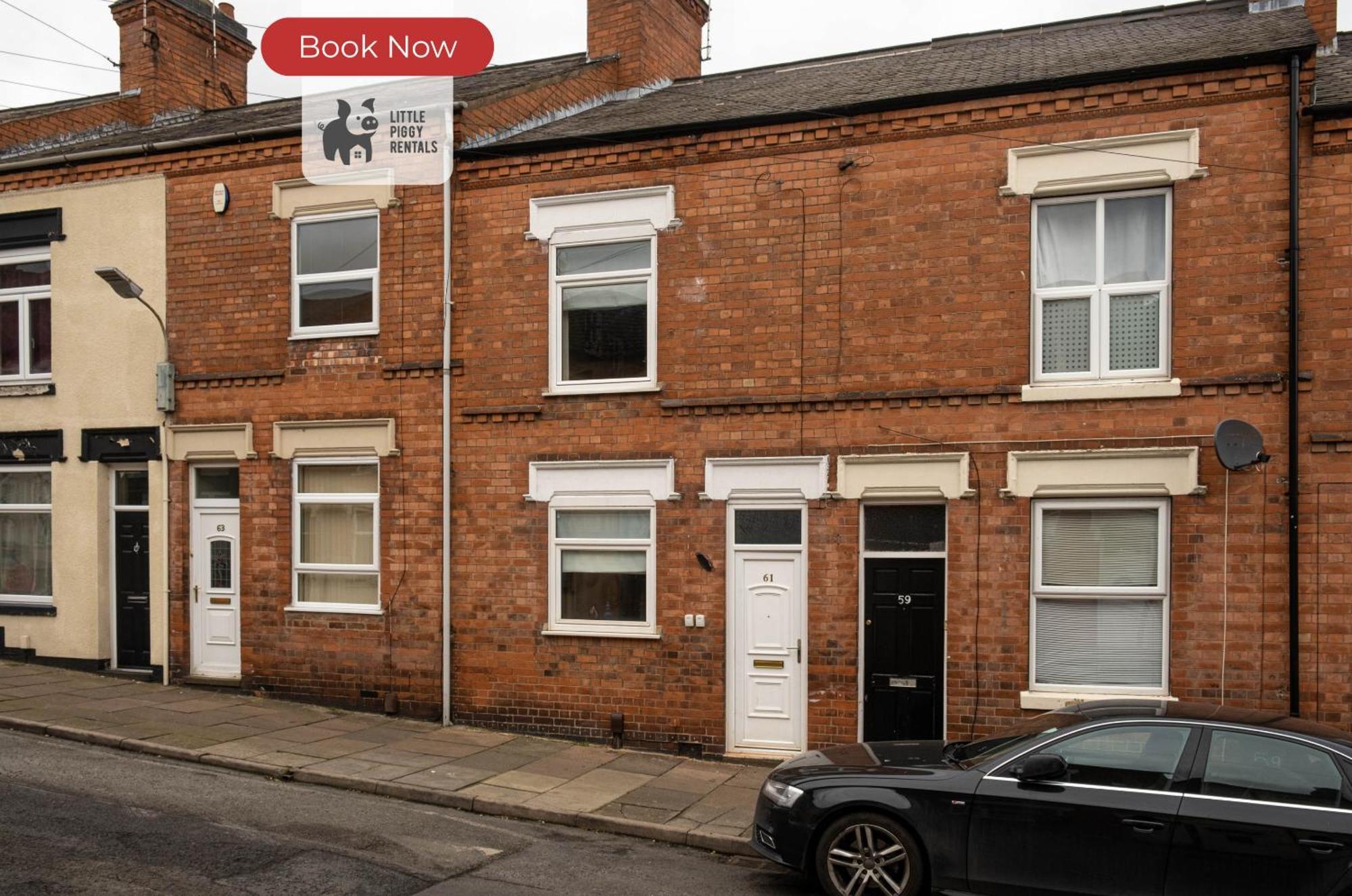 2 Bedroom Apartment By Littlepiggyrentals Short Lets & Serviced Accommodation Leicester With Wi-Fi, Free Parking & Outdoor Area Room photo